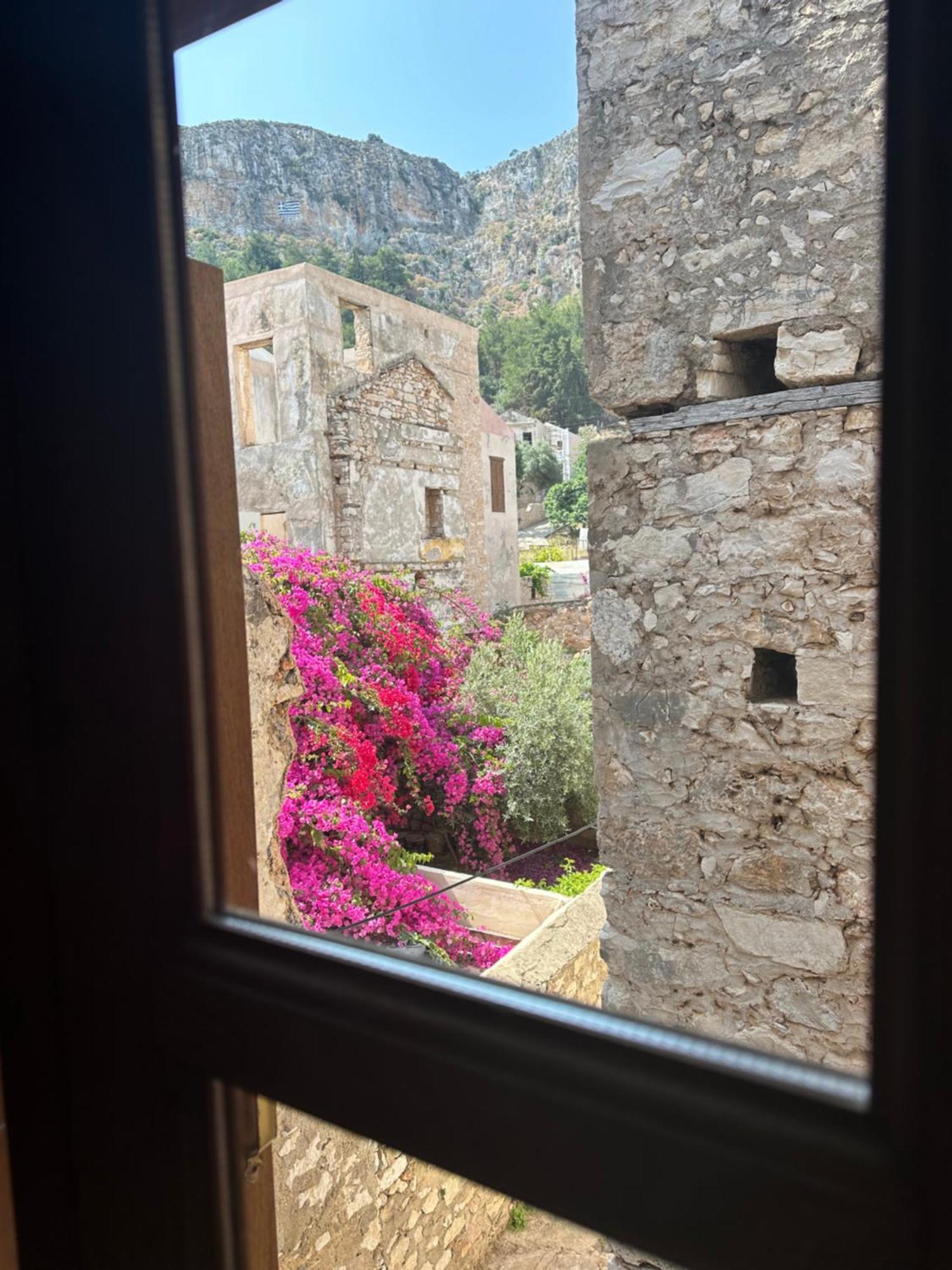Castellorizon Pensione Megisti Exterior photo